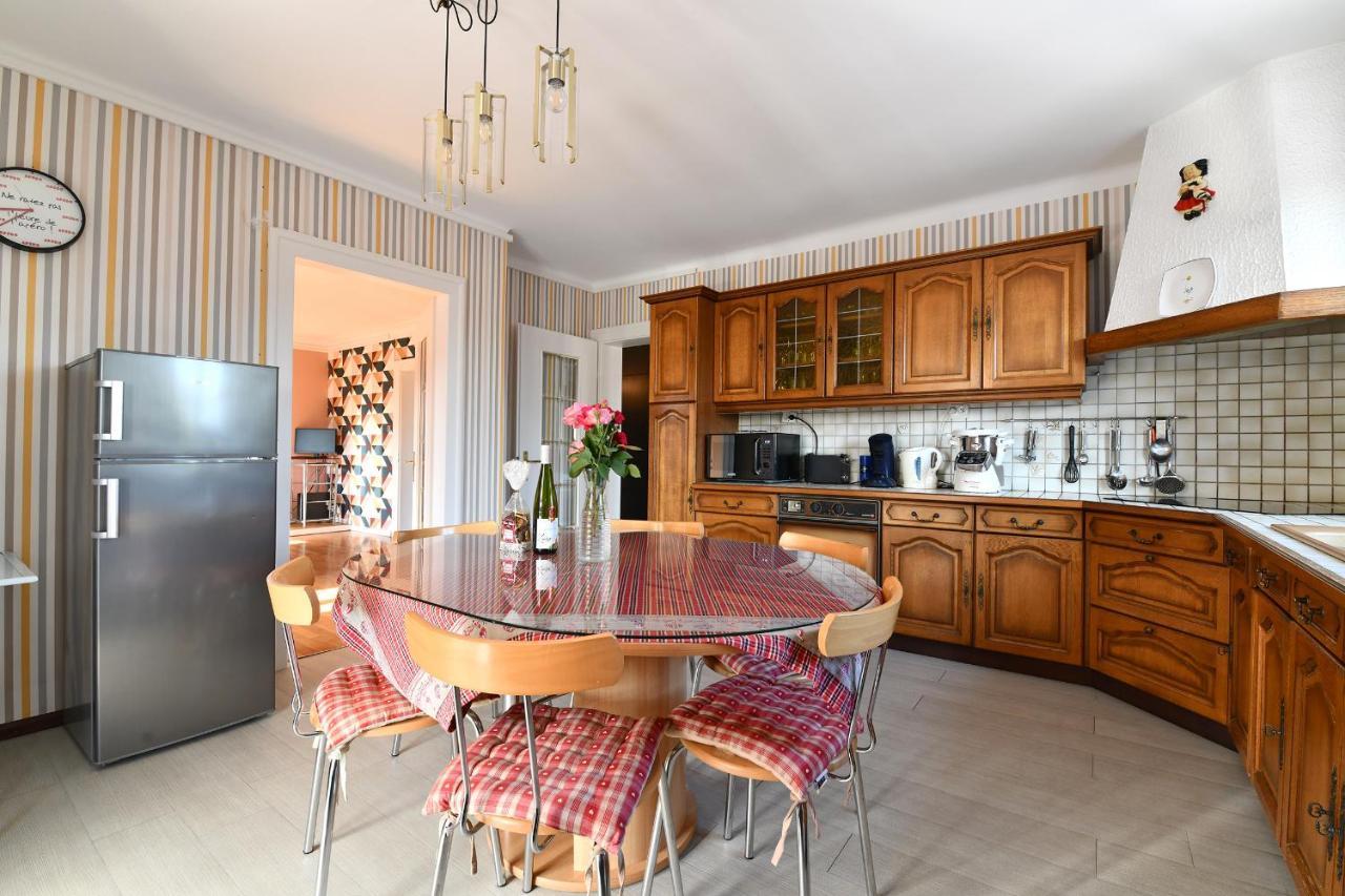 Des Hirondelles Apartment *